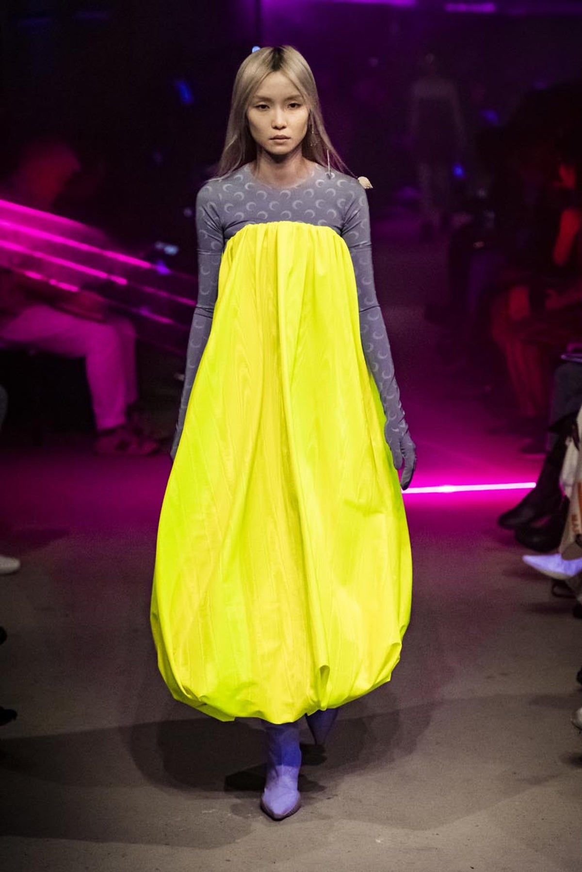 LOOK 29