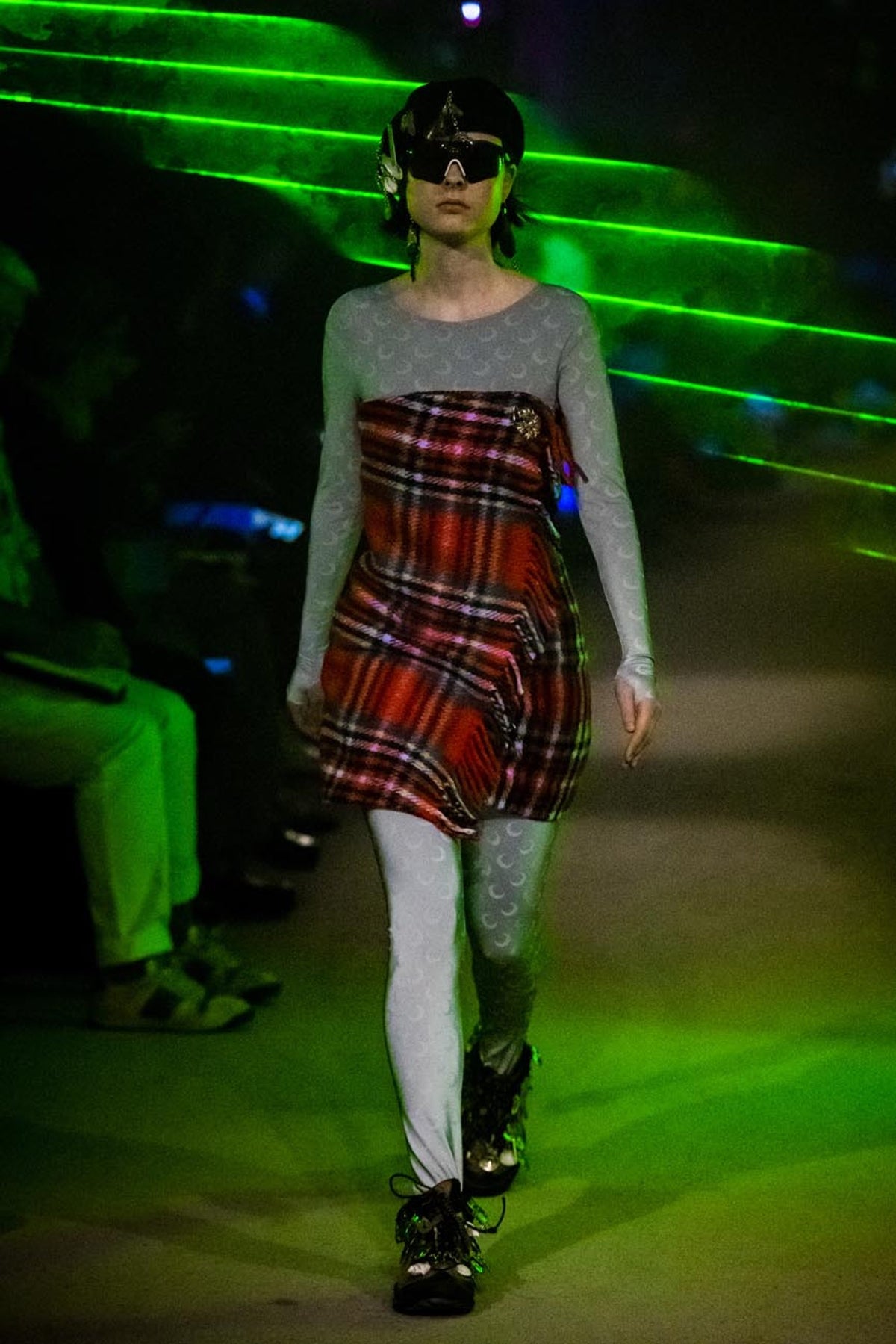 LOOK 30