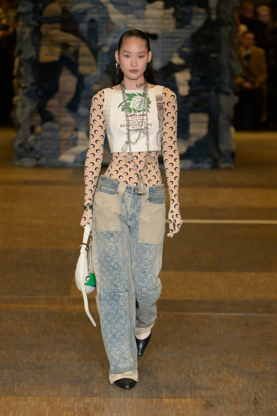 Look 4
