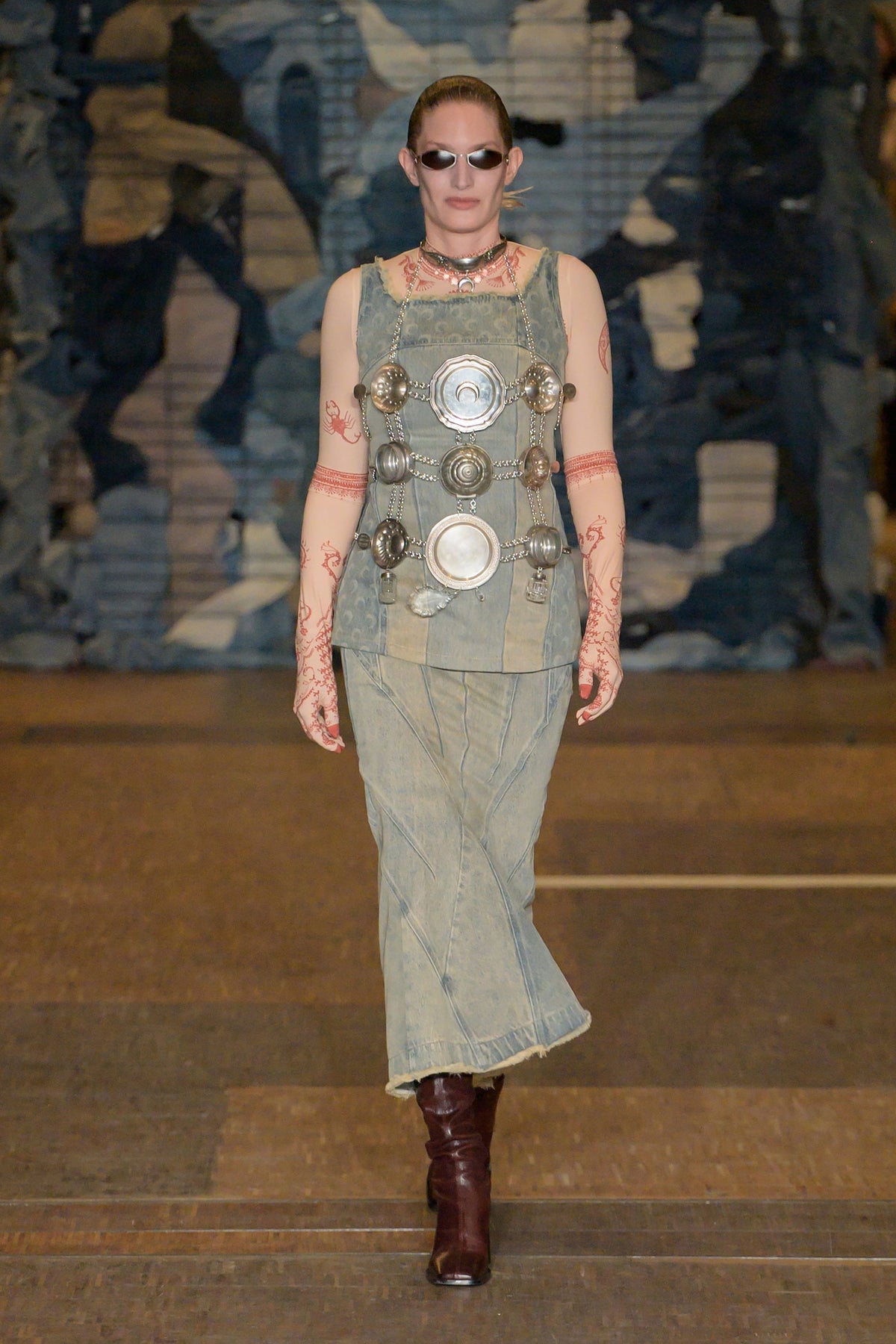 Look 11