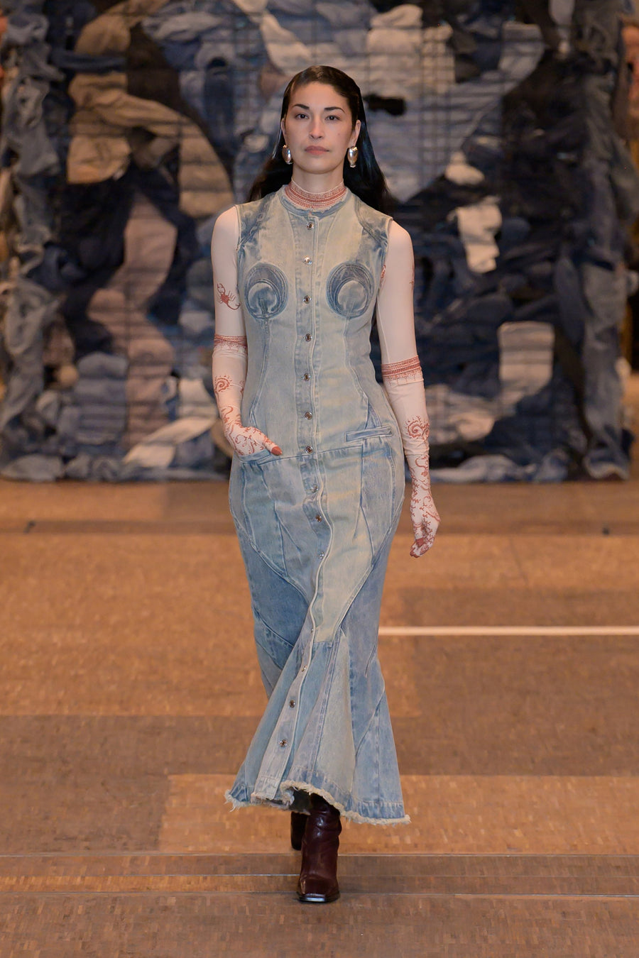 Look 13
