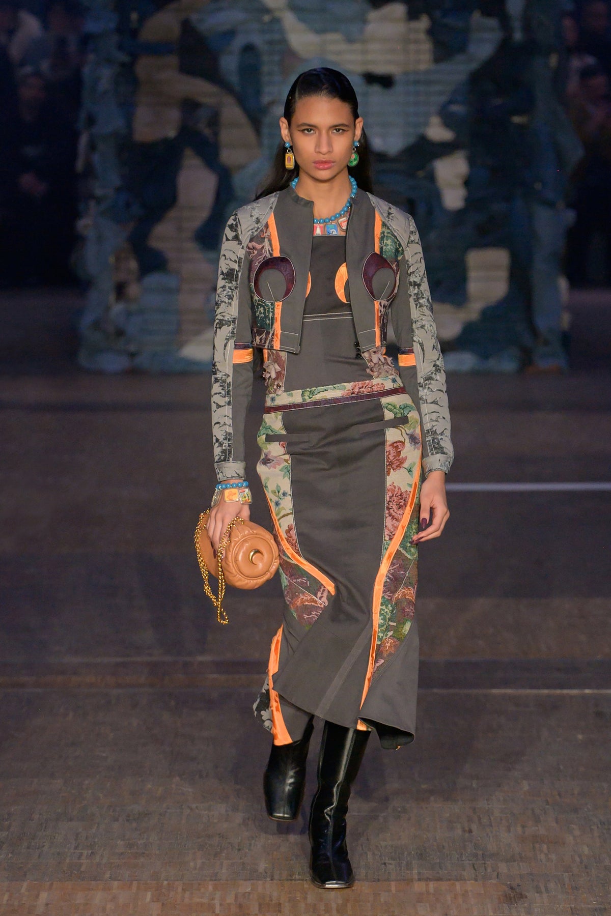 Look 43