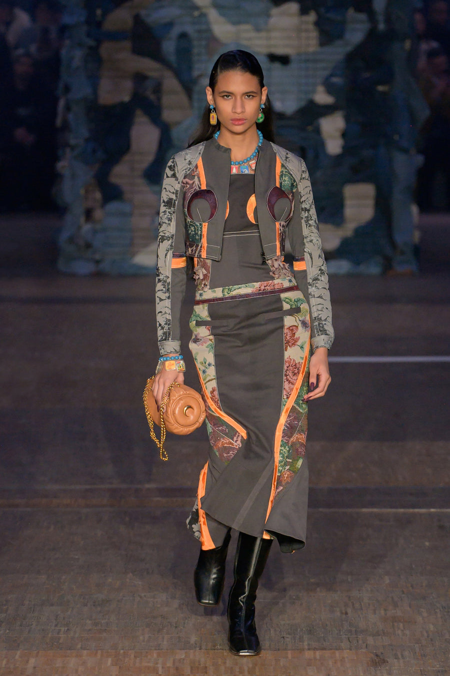 Look 43