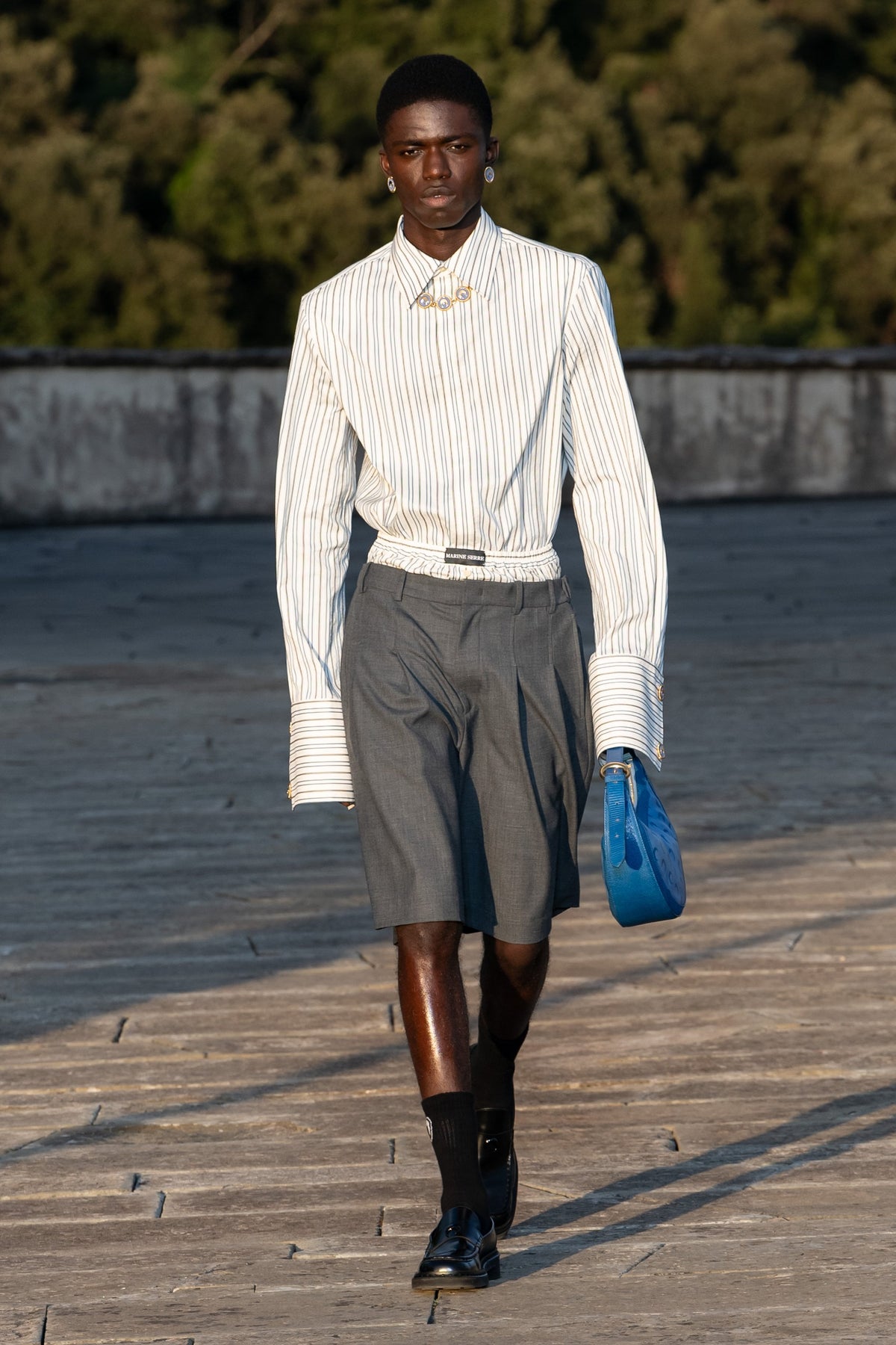 Look 27