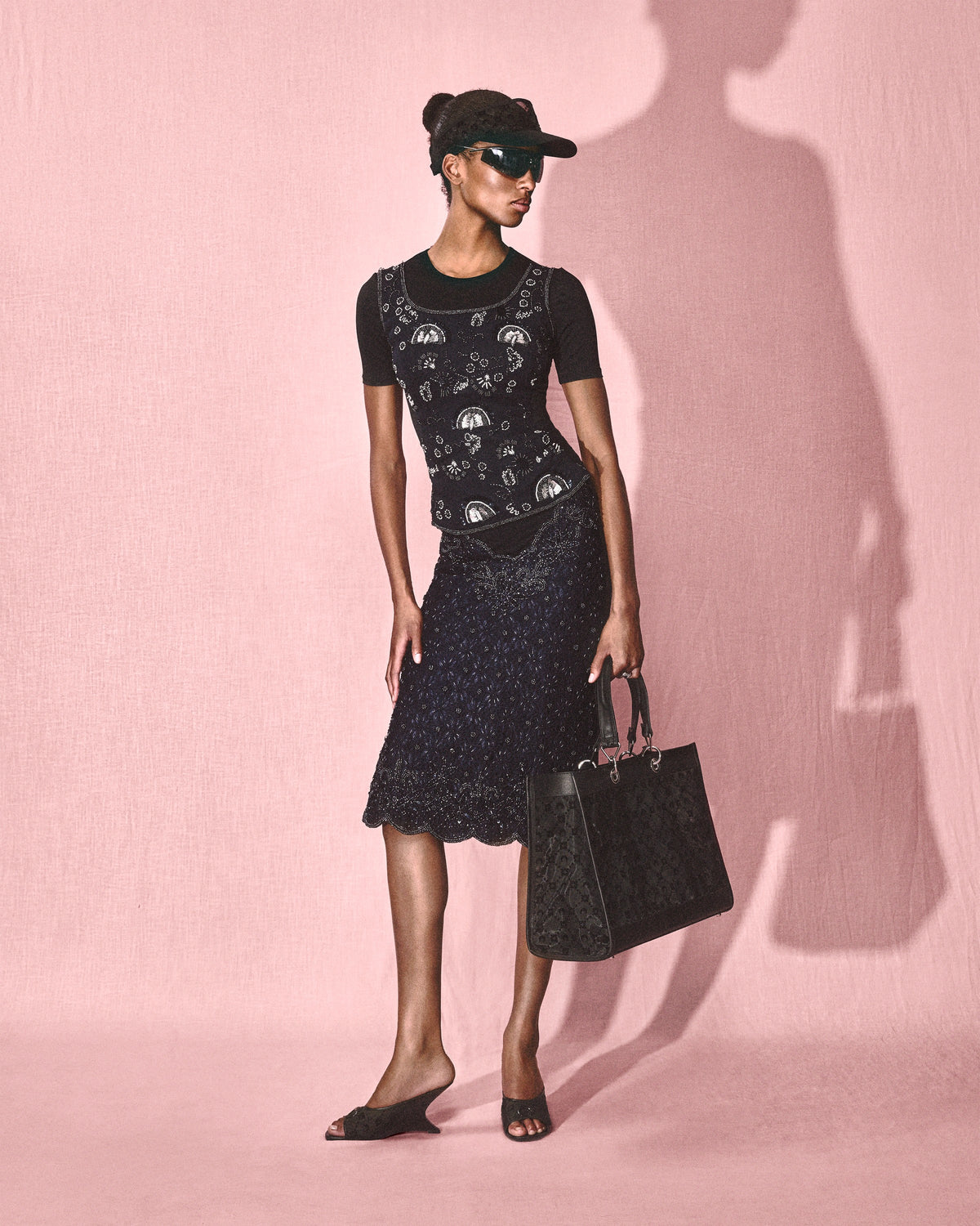 SILHOUETTE 18
